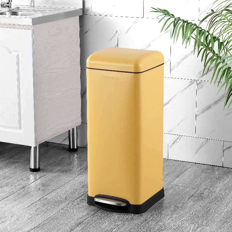 Betty Retro 8-Gallon Step-Open Trash Can (20 liners Included)