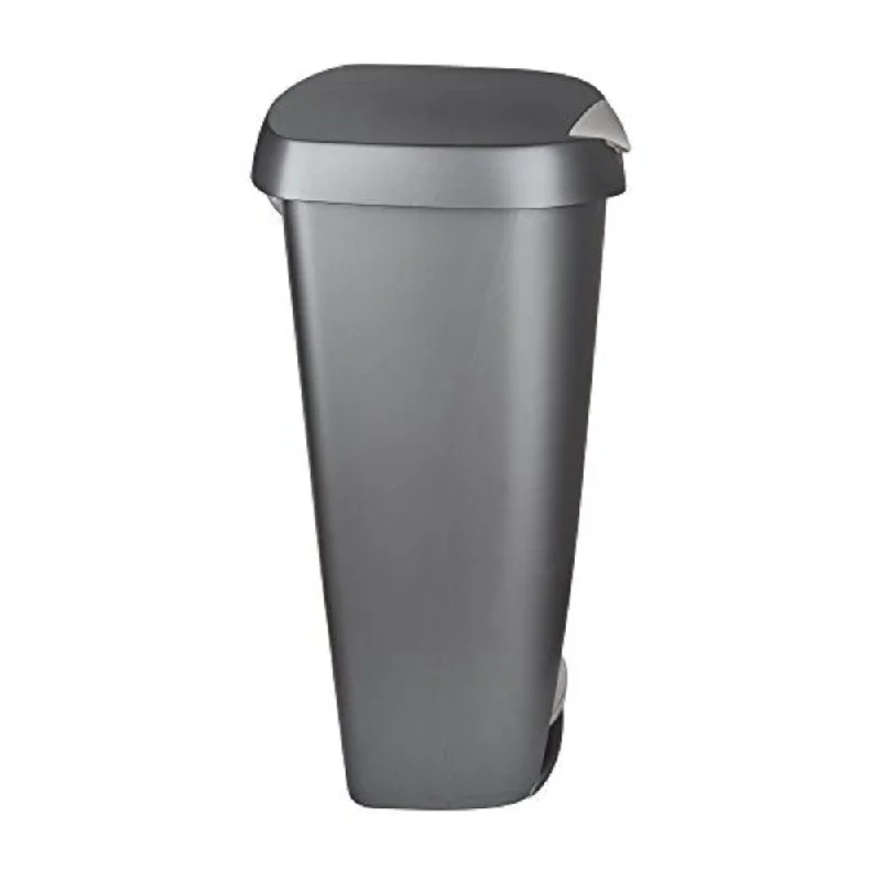 Umbra Brim 13 Gallon Trash Can With Lid