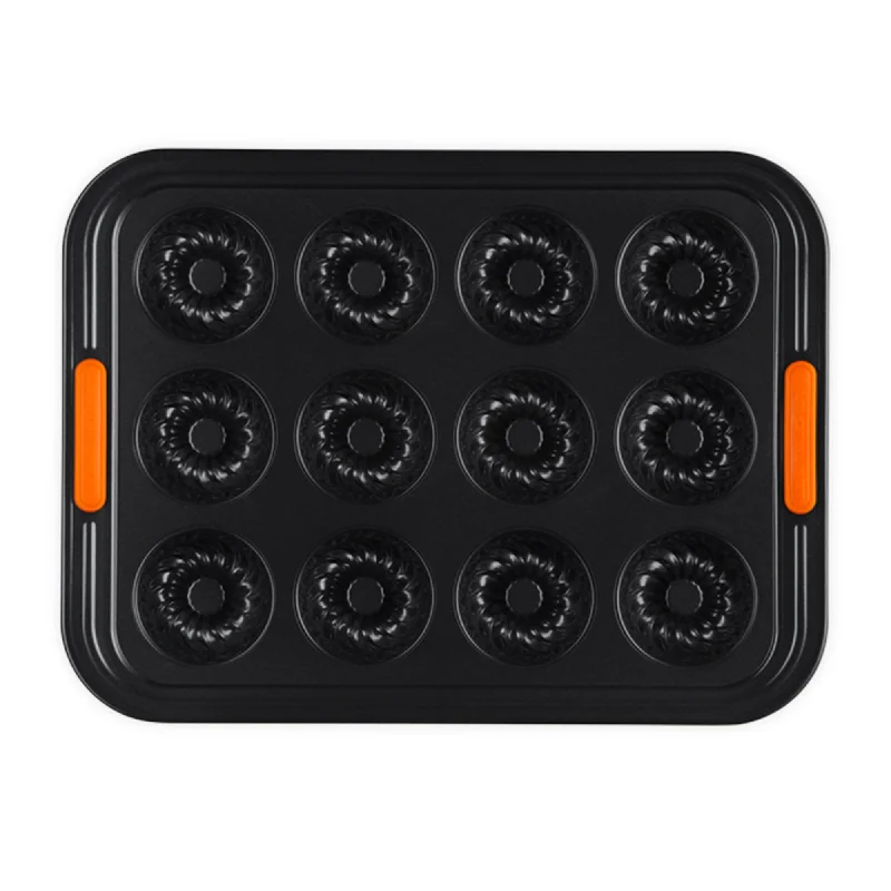 Le Creuset Toughened Non Stick Bakeware 12 Cup Tube Tray