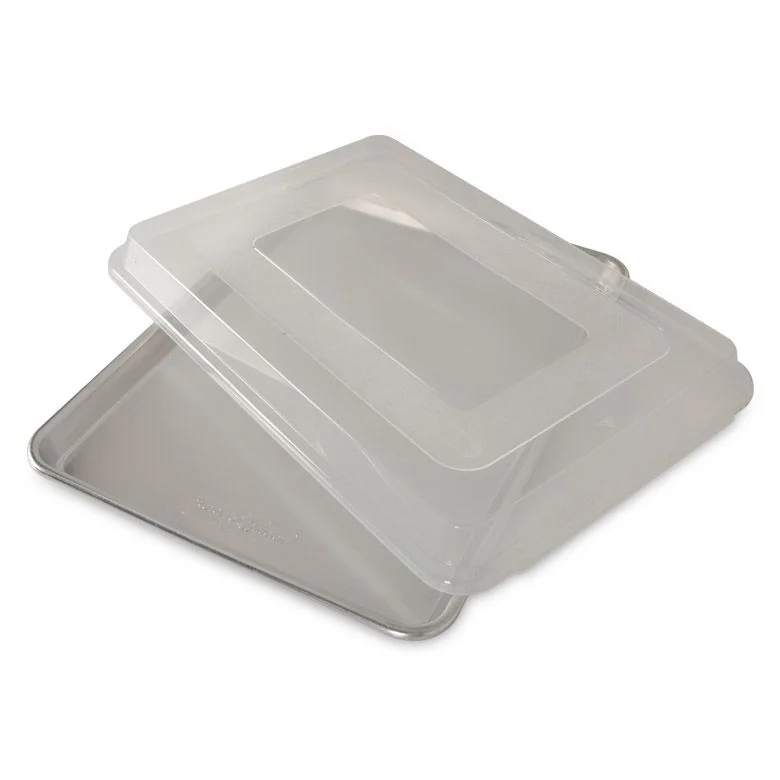 NordicWare - Naturals® Baker's Half Sheet with Lid